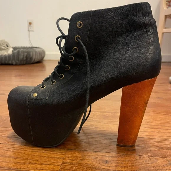 Black Lace-Up Platform Boots - Picture 3 of 4